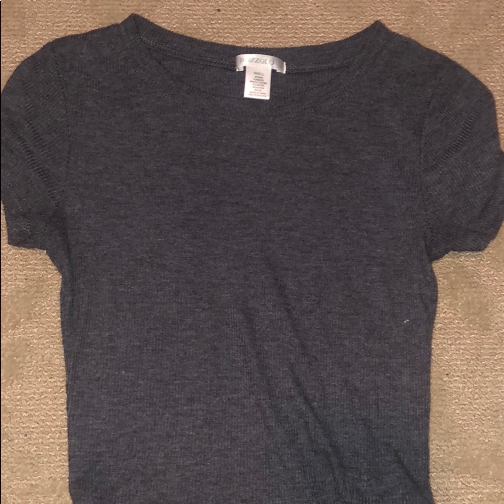 grey fitted crop top
